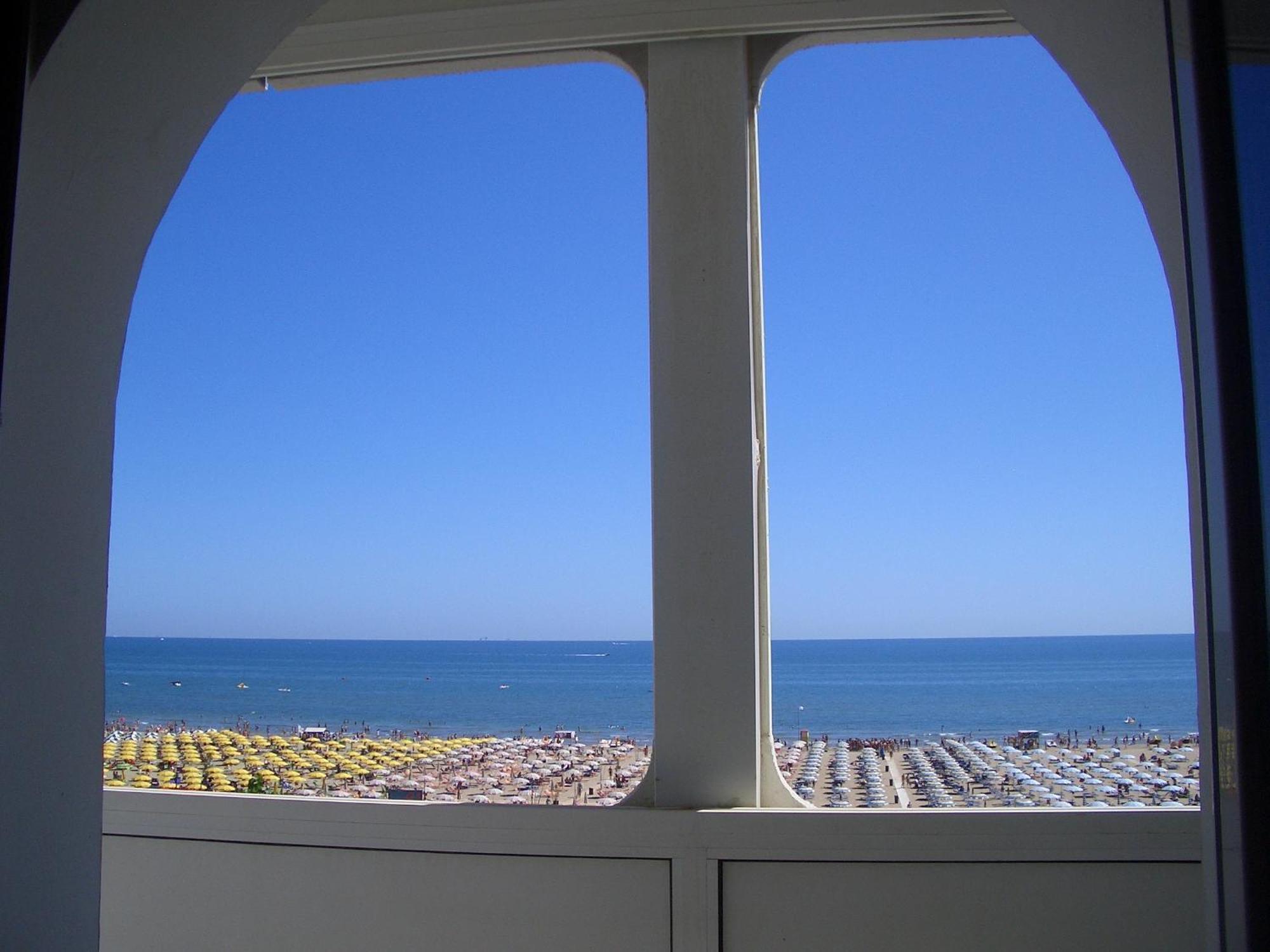Hotel Spiaggia Marconi Rimini Exterior photo